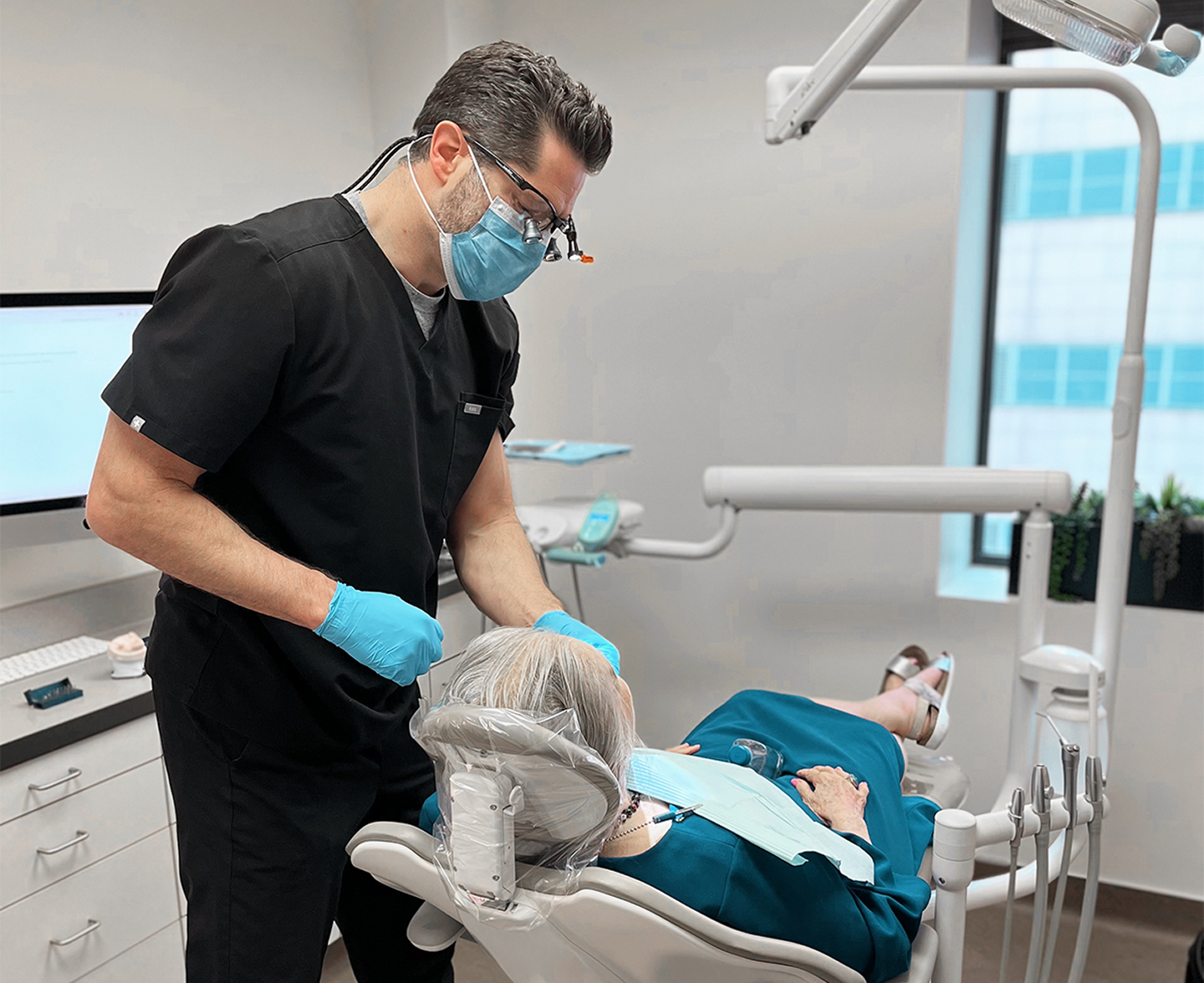 More about dentures at Geach Dental