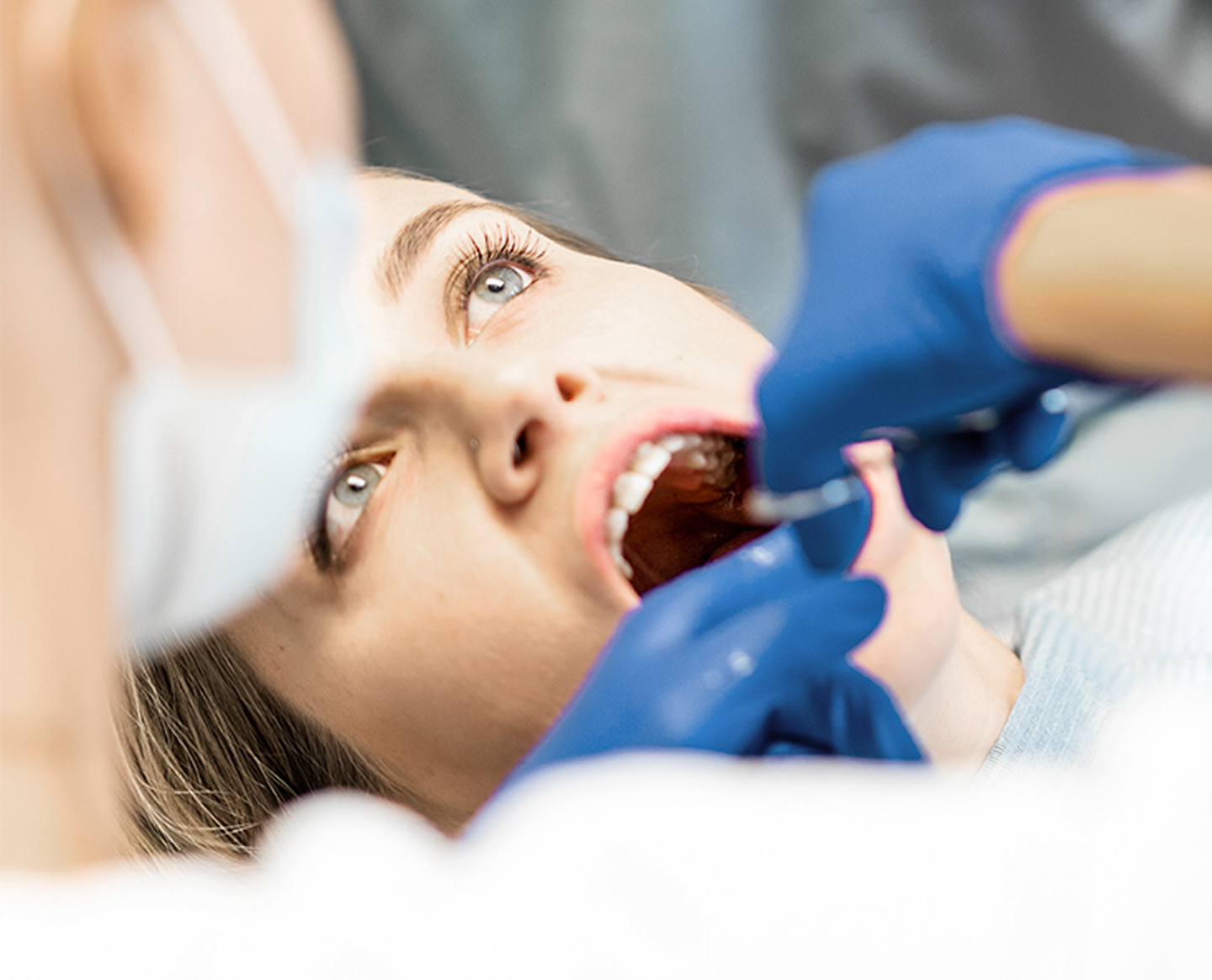 Dr. Adam Geach Dental Practitioner Specialized in Prosthodontics Tooth Extractions